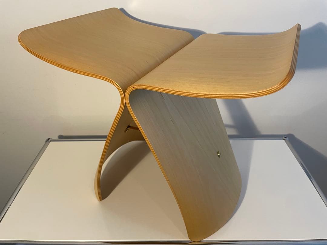 天童木工バタフライスツール