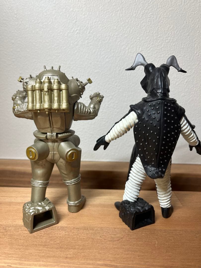 アルティメットルミナス　ゼットン　キングジョー