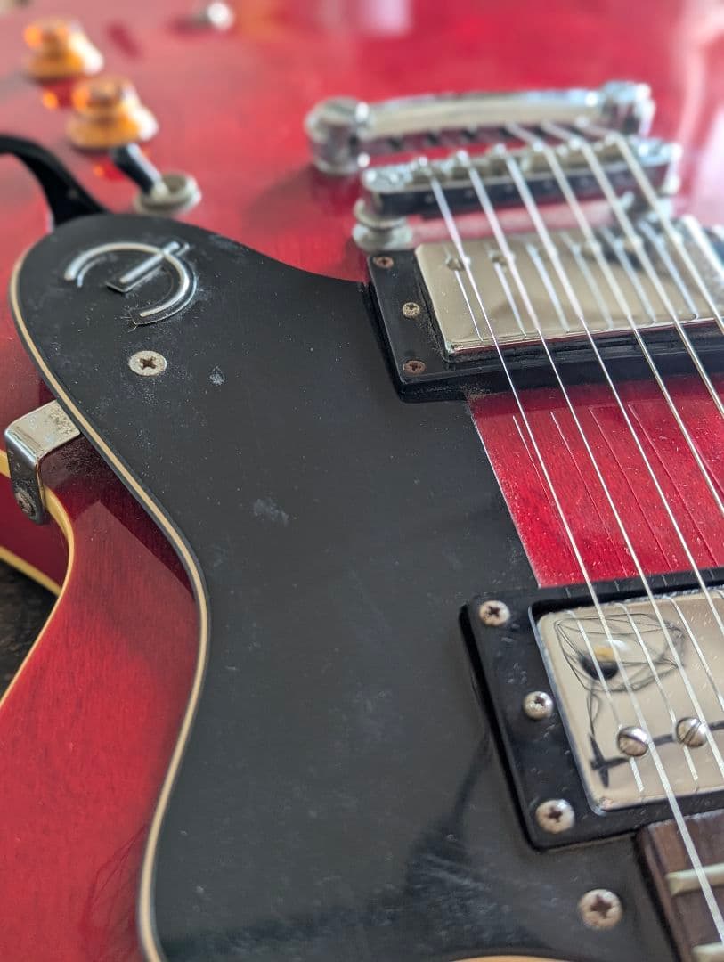 Epiphone ES-335 レッド　純正ハードケース付