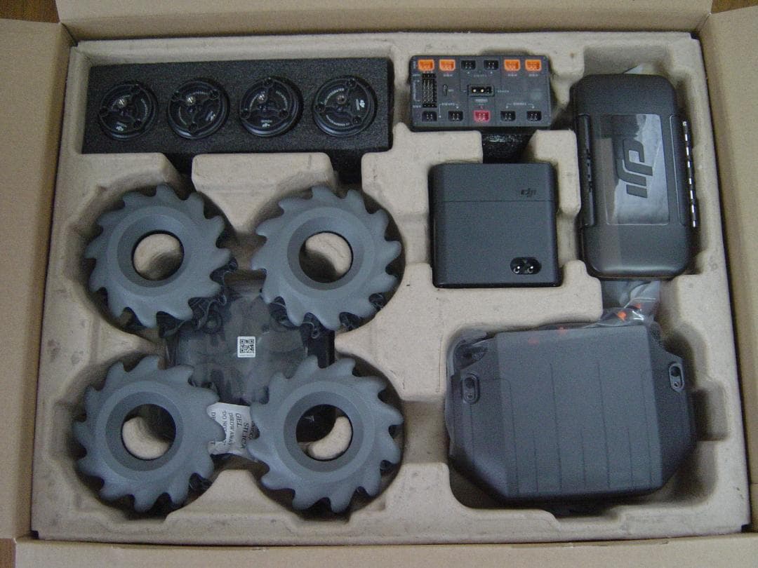 値引き！！　DJI RoboMaster S1 (JP) 【未組み立て】