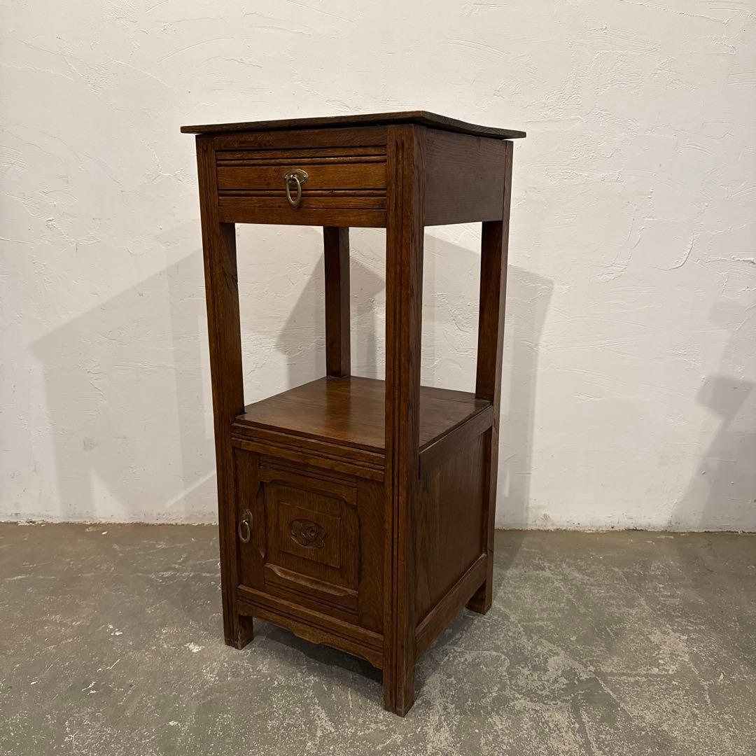 年末年始saleビンテージ　木製サイドテーブル　ベッドサイドテーブル