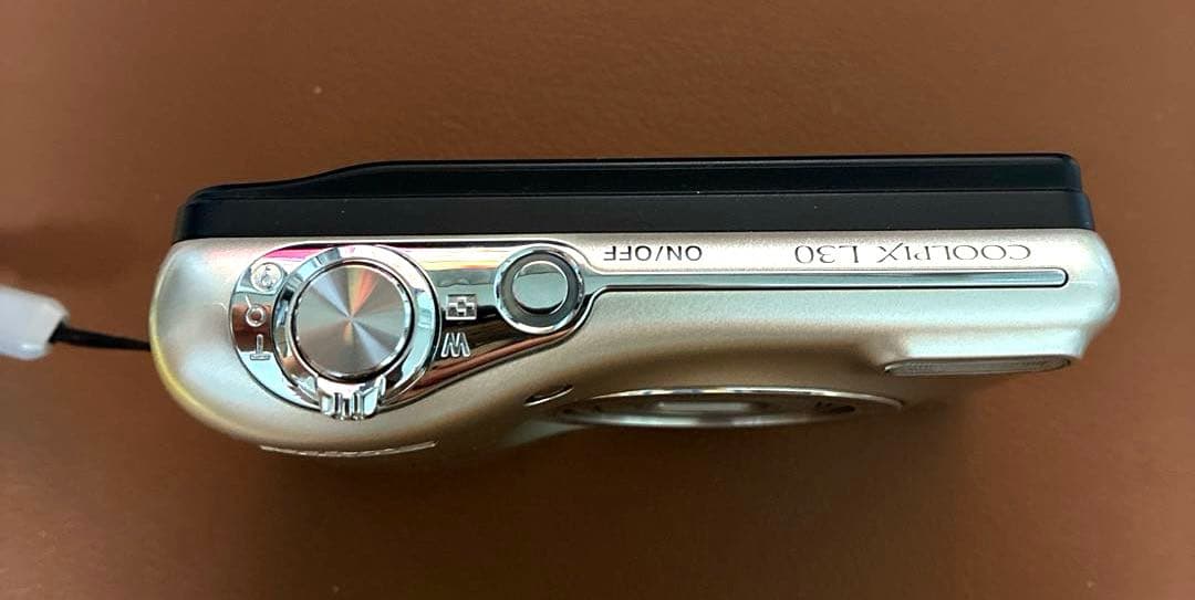 Nikon COOLPIX L30 コンパクトデジタルカメラ