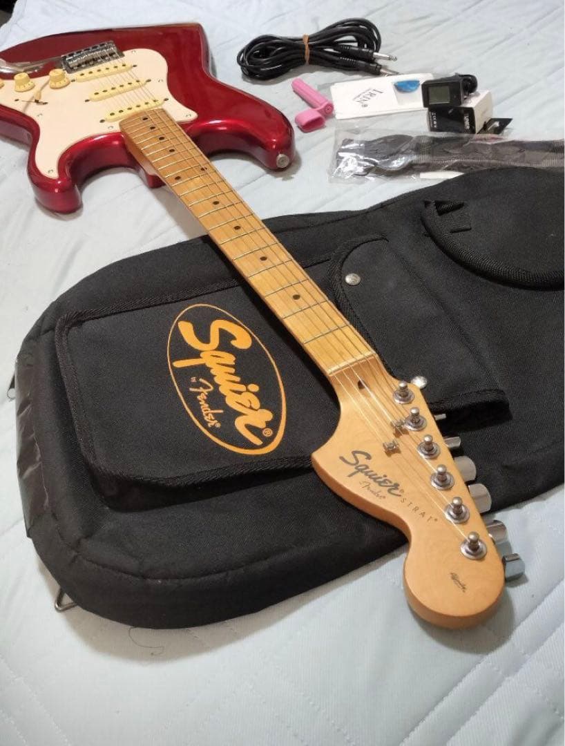 Squier ストラト 赤(CAR) affinity stratocaster