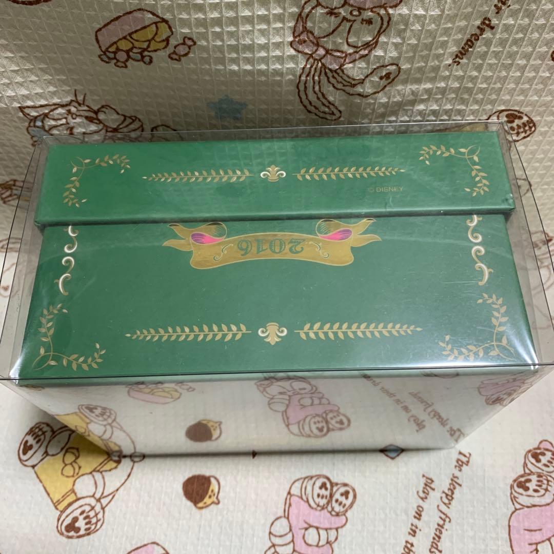 1 ダッフィー　ハッピーニューイヤー　コレクションドールセット　ぬいぐるみ