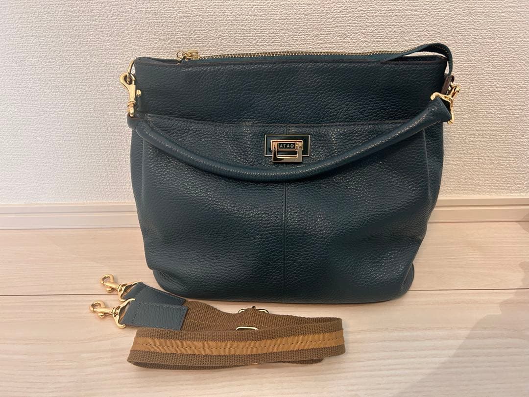 ATAO ウィークエンド　限定色 レザー ショルダーバッグ
