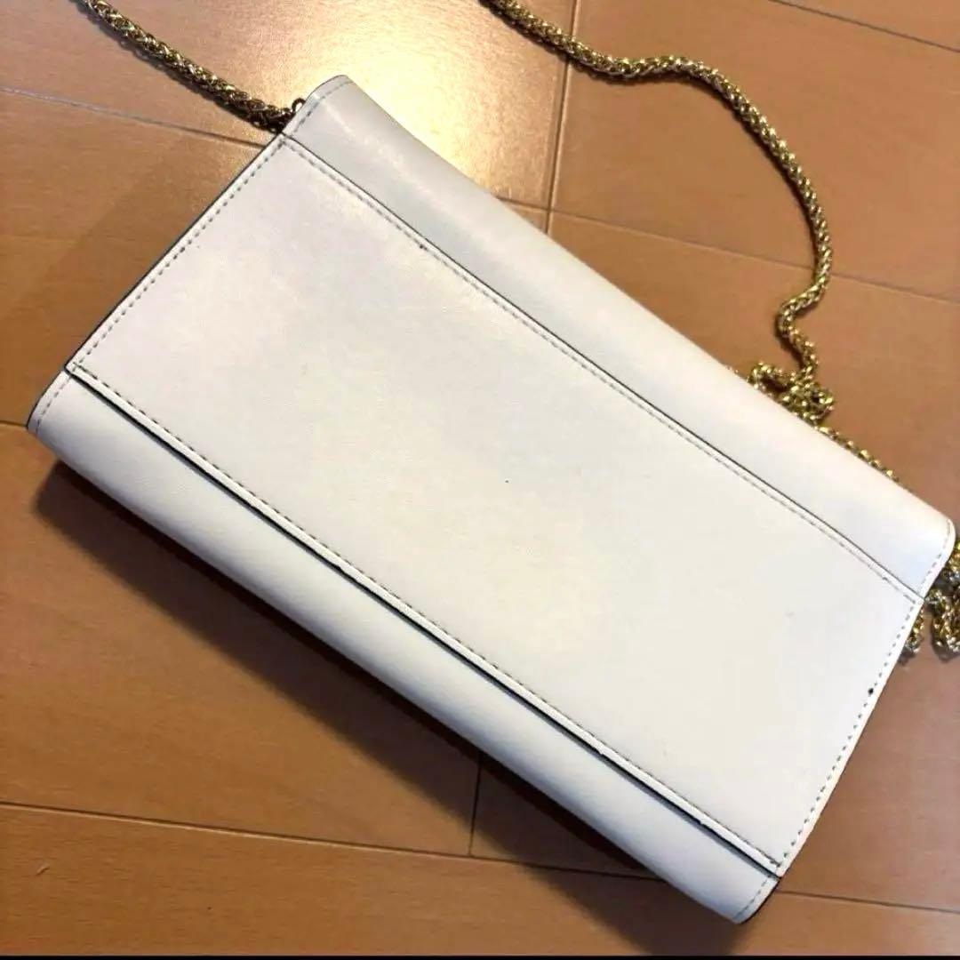 ホワイトYSLショルダーバッグ