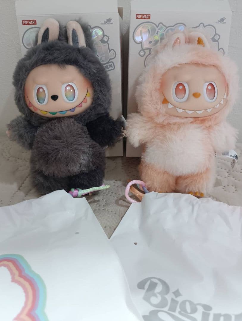 POPMART　正規品ラブブ　2体セット　(うち1体シークレット)