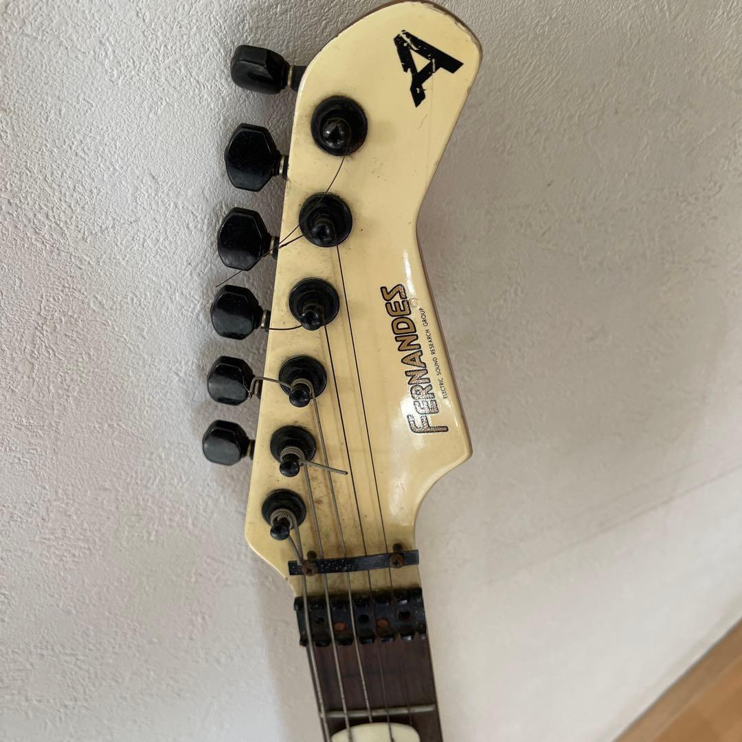 FERNANDES エレキギター アイボリー