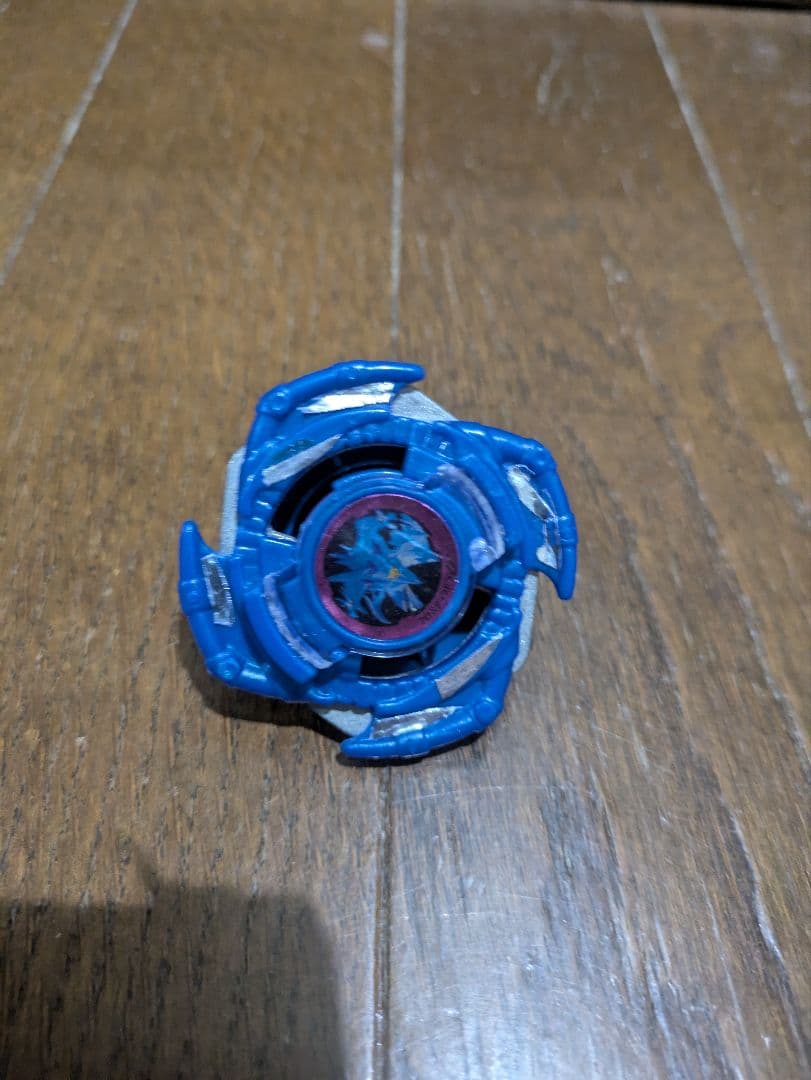 プラモデル 爆転シュートベイブレード　フロスティックドランザー　ジャンク