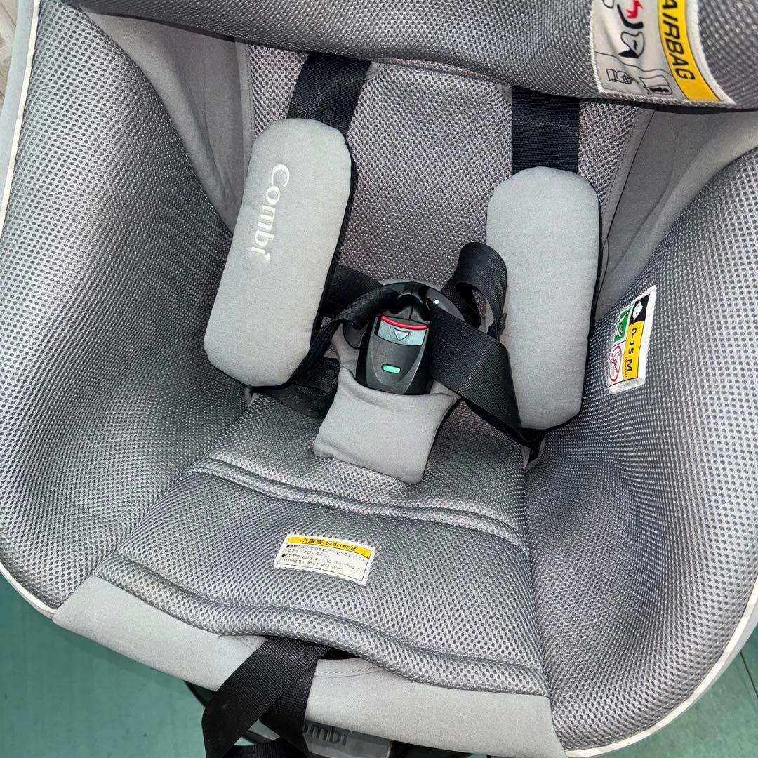 コンビ　クルムーヴ　アドバンス　isofix エッグショック