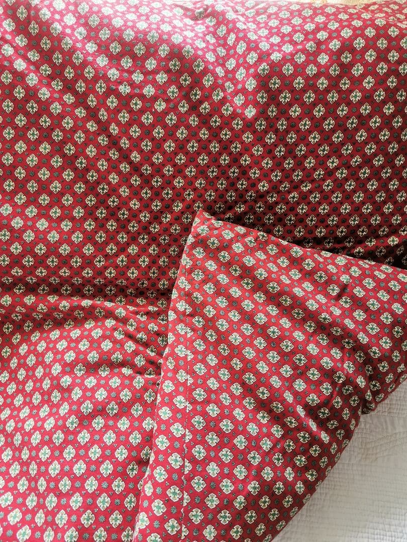 アンティークフランス 南仏プロヴァンス 羽毛フェザー/ダウン 花柄キルト 赤緑黄