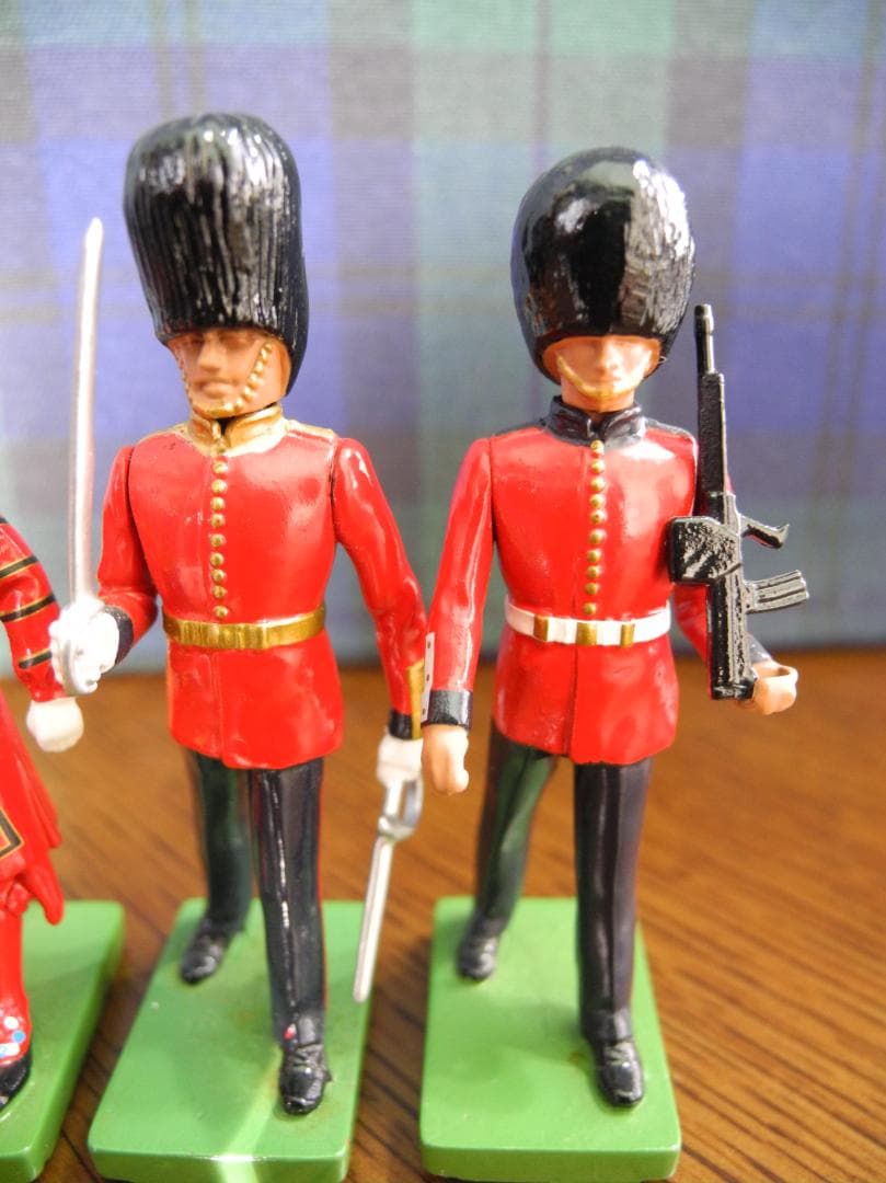 【希少品】イギリス 衛兵 フィギュア 3体セット