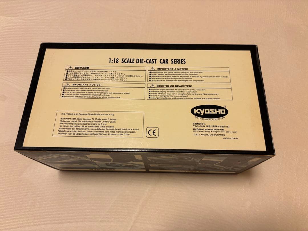 ミニカー BMW2002tii 1:18SCALE kyosho