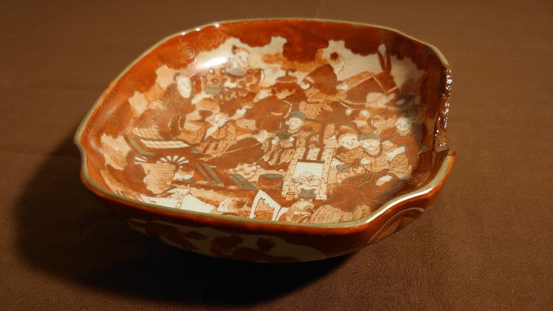 古九谷　九谷焼　飯田屋　宮本窯　赤絵　台角鉢　蔵出し　１客