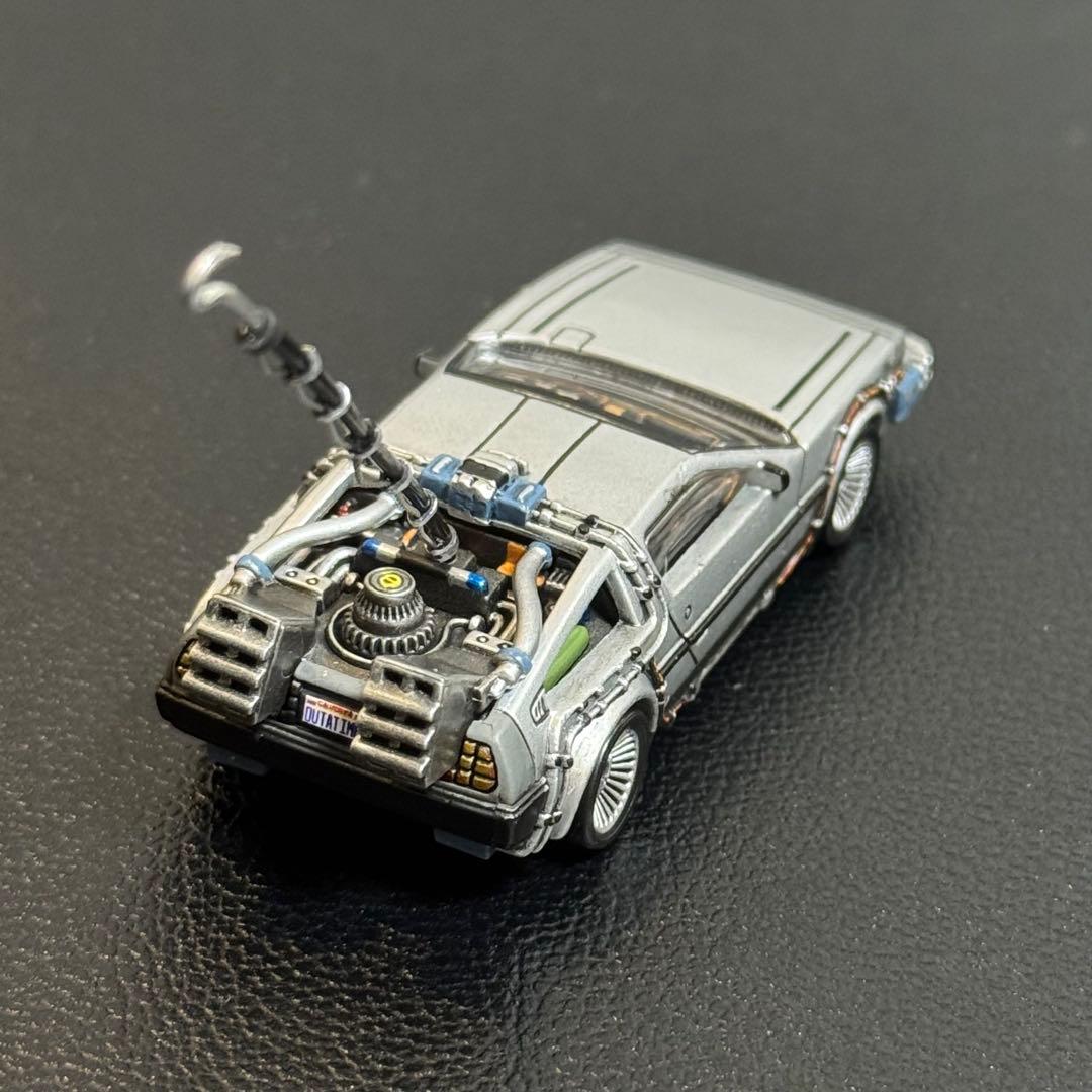 デロリアン & ドクのバン カスタム品 バックトゥザフューチャー 1/64