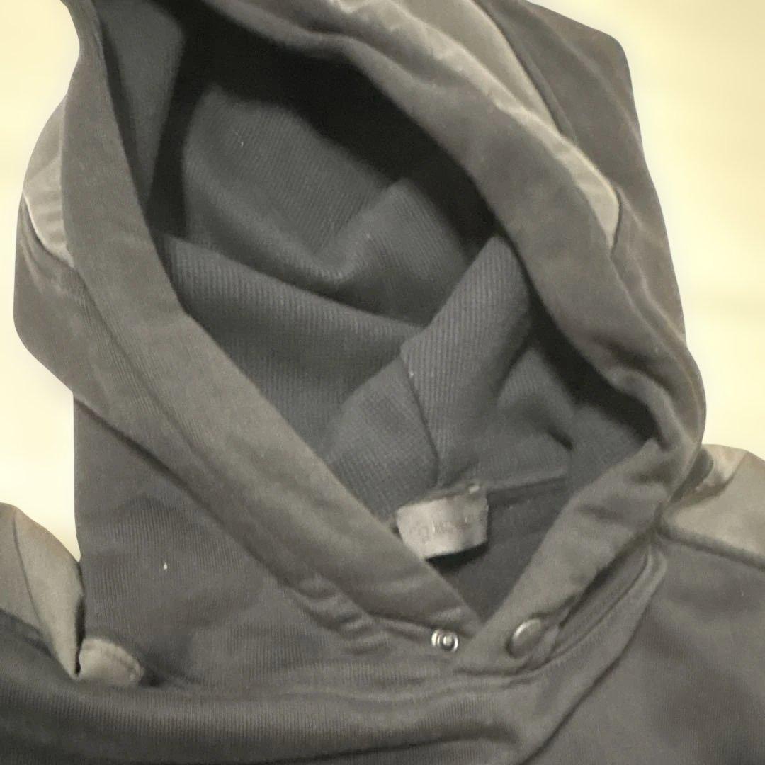 モンクレール　パーカー