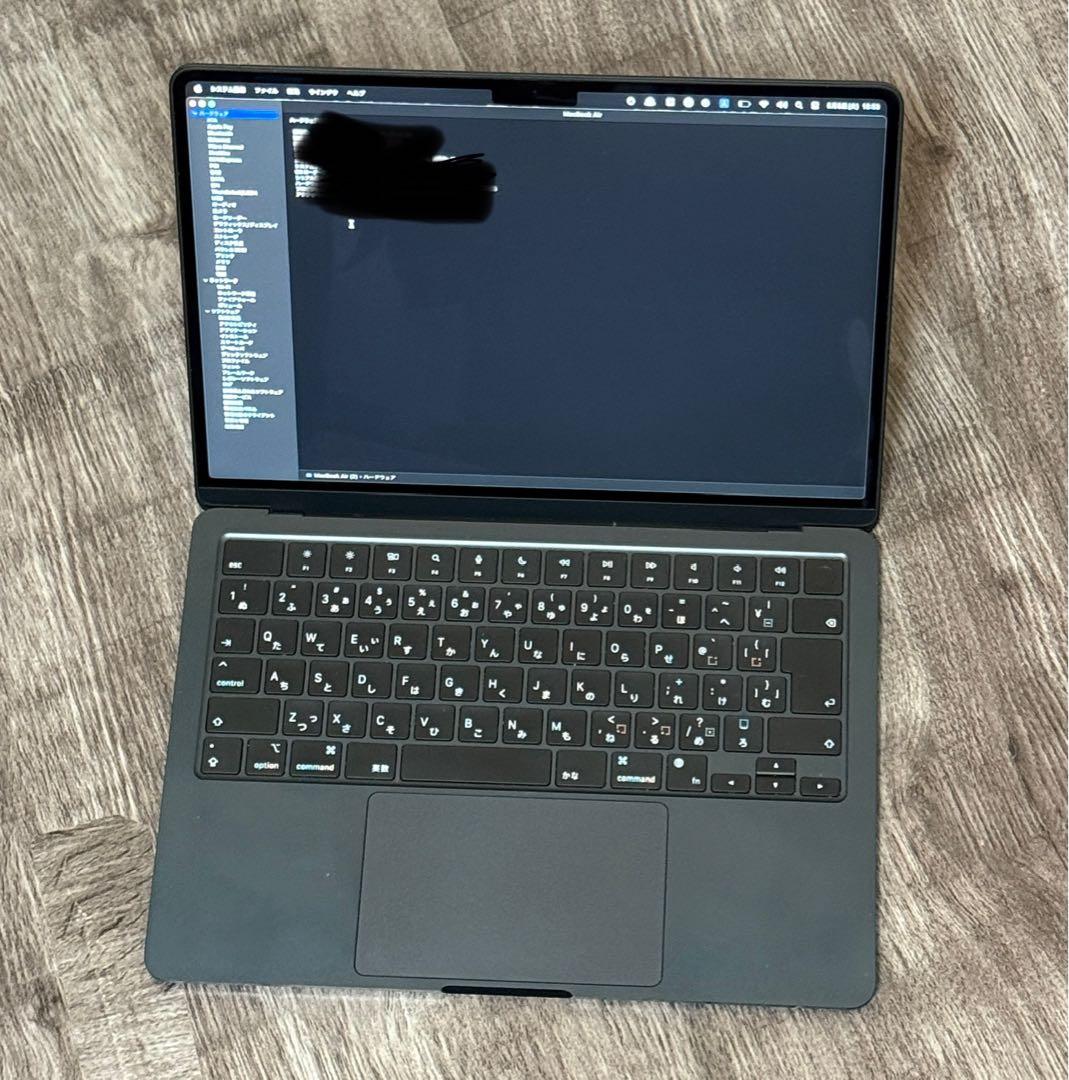 MacBook Air (M2, 2022) 8GB 256GB 本体