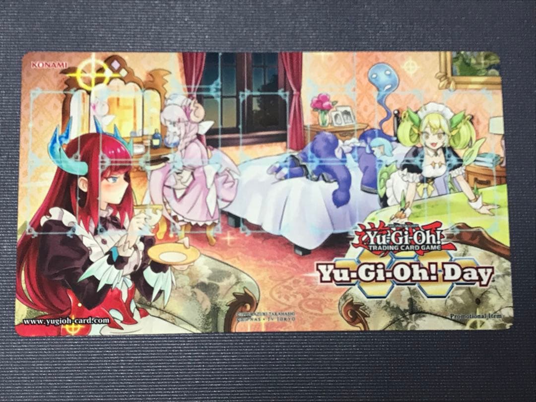 遊戯王 公式 yugiohday ドラゴンメイド プレイマット 海外