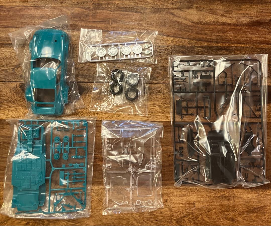 未組立TAMIYA Porsche 934 Turbo RSR Vaillant