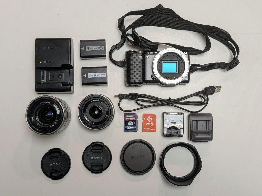 【大特価】Sony α NEX-5ND本体＋ダブルレンズキット他、付属品多数