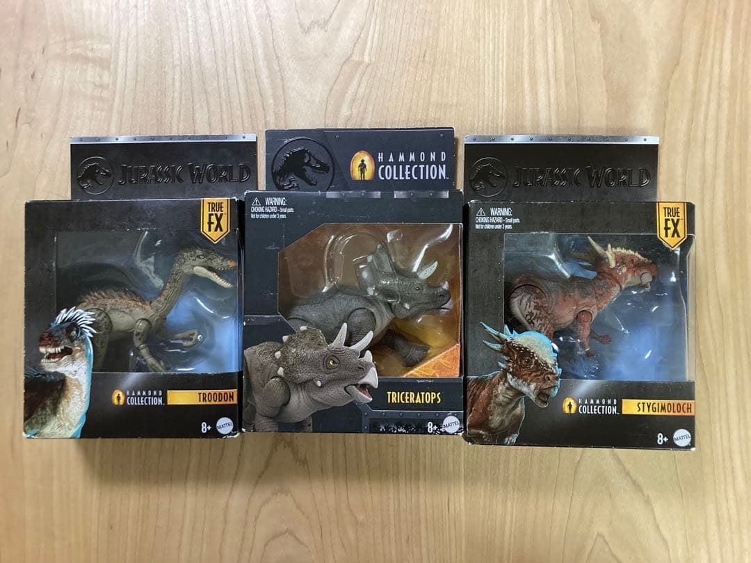 【新品未開封】ジュラシックワールド ハモンドコレクション 恐竜　3体セット