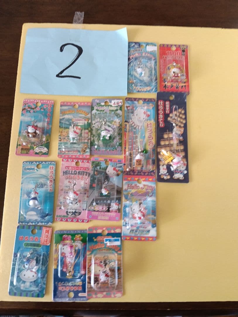 2　ご当地ハローキティファスナーストラップ日本全国47都道府県制覇！＋１個