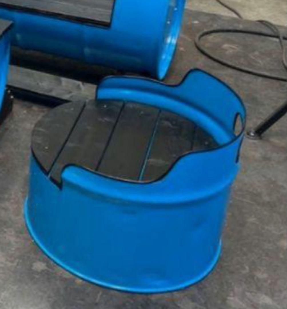 UN-- Under Nest--　丸椅子②送料無料