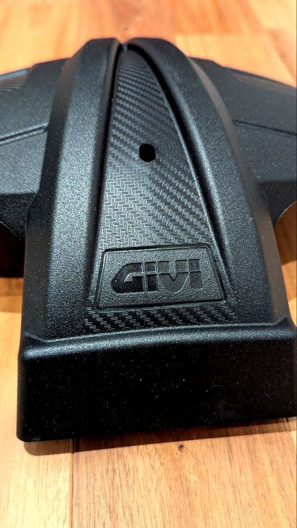 Givi ジビ ユニバーサル 汎用リアハガー ブラック RM02