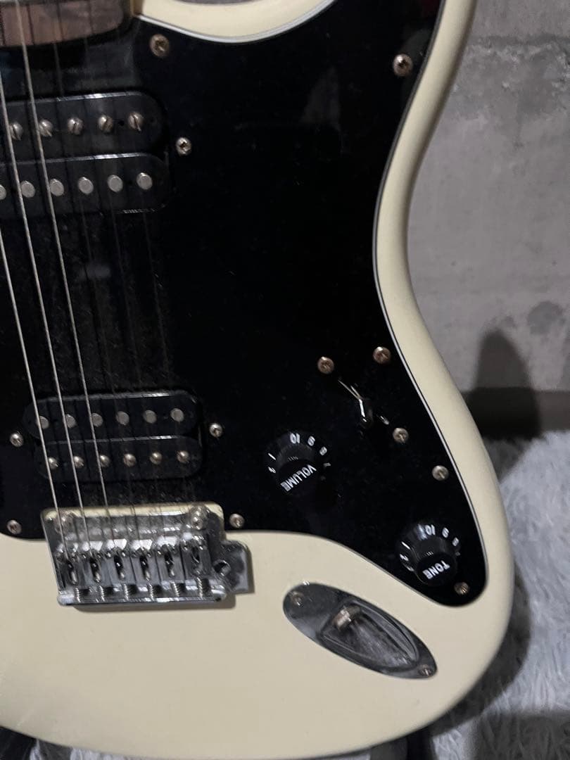 Squier Stratocaster fender エレキギター