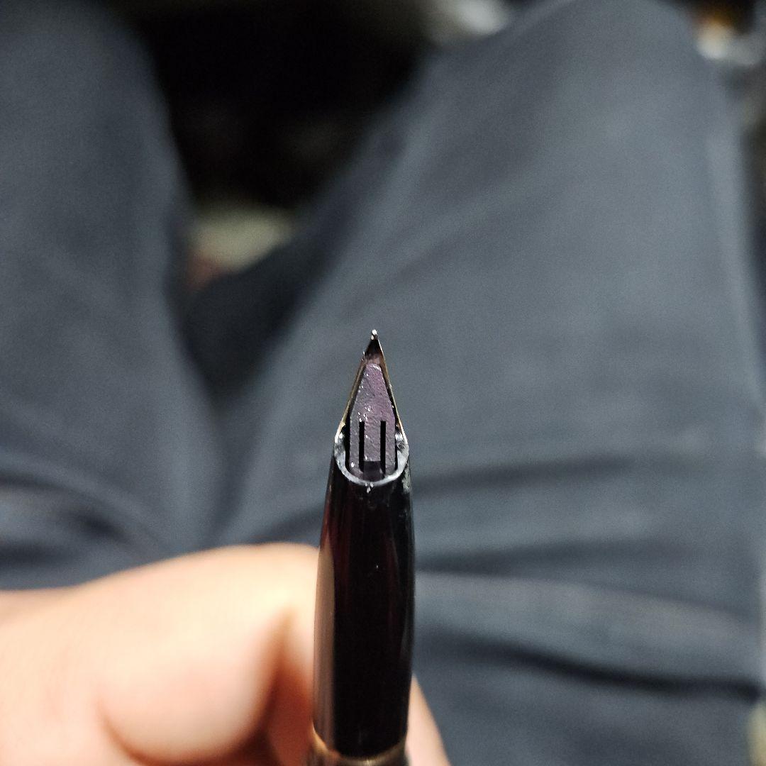 ☆希少☆シルバー ストライプ模様 万年筆