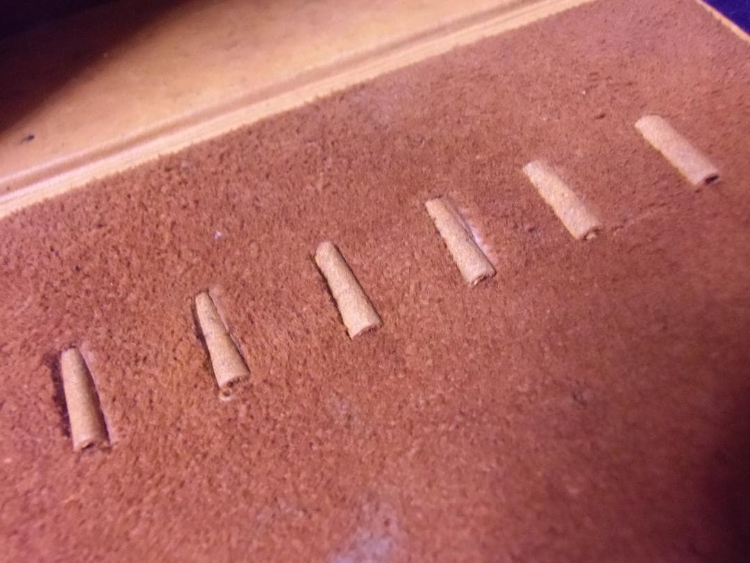 ＫＶランプ社/ＲＵＭＰＰ社製レザー/革製ジュエリーケース（実物）