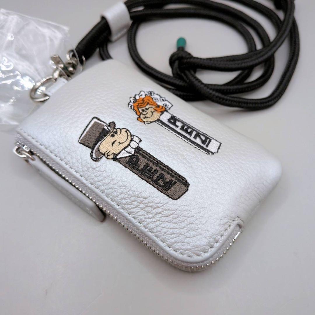 PEZ ペッツ　ear PAPILLONNER イアパピヨネ　ケース