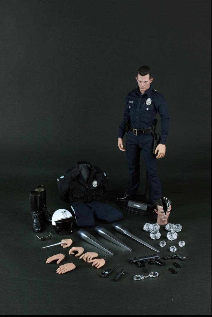 ムービー•マスターピース『ターミネーター２』T-1000　MM129　1/6