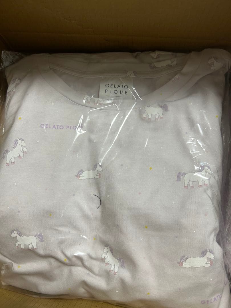 【新品未使用】GELATO PIQUE HAPPY BOX 2026 A