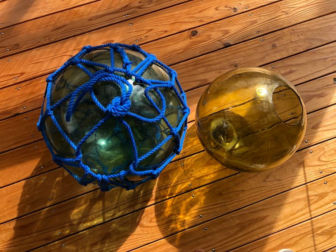 魚具、当時物ガラスの浮き球、珍品、貴重品、直径36㎝新品麻網付き。