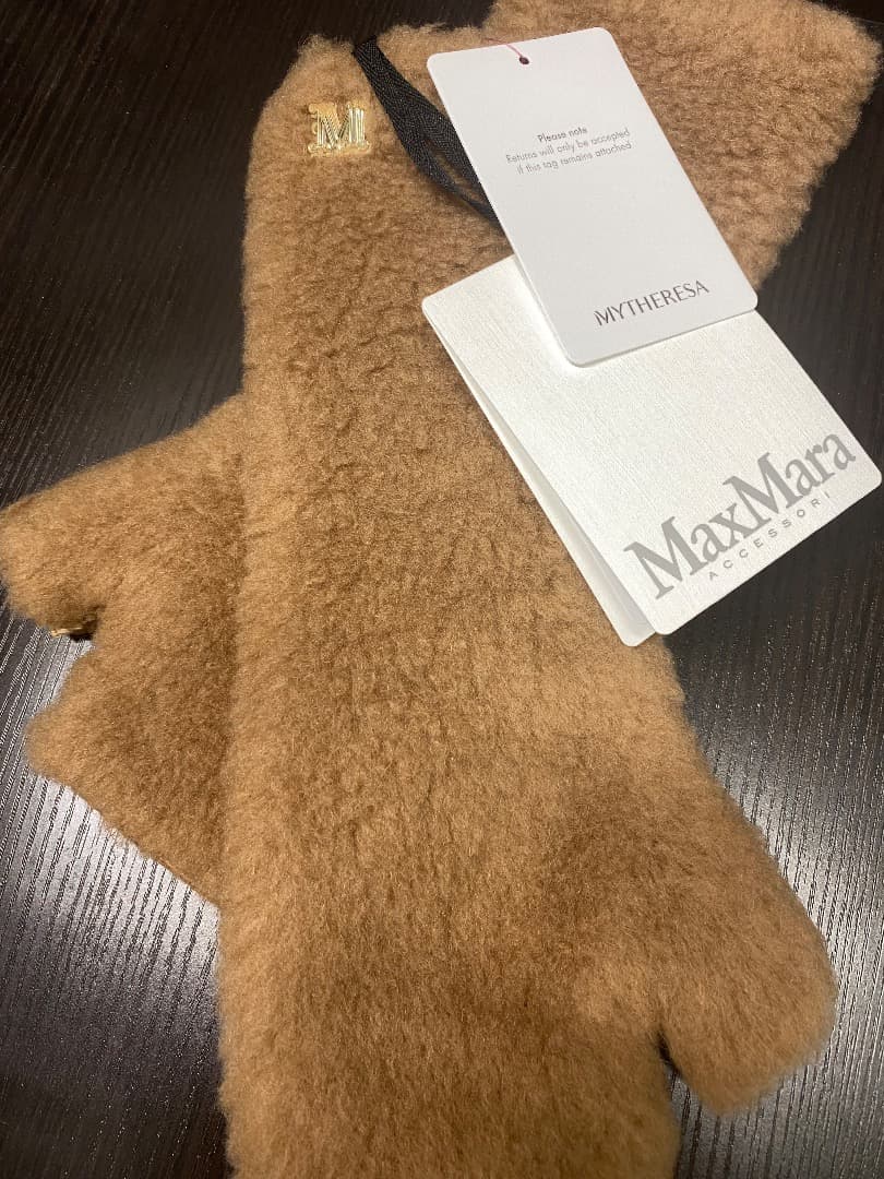 【なり】メイクブラシ＆美容液＆手袋