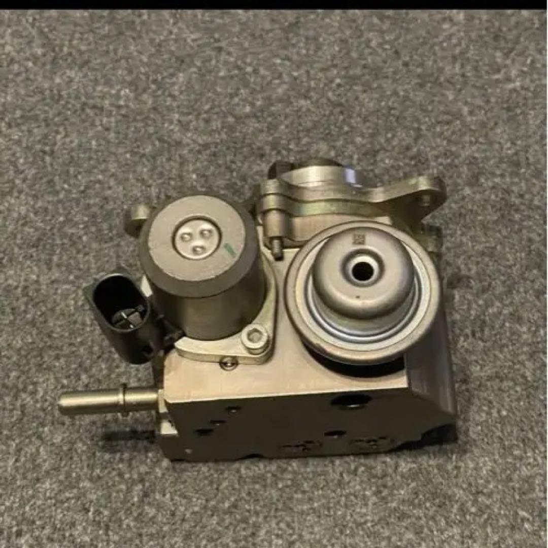 高圧燃料ポンプ　プジョー　RCZ ミニ　シトロエン　9819938480