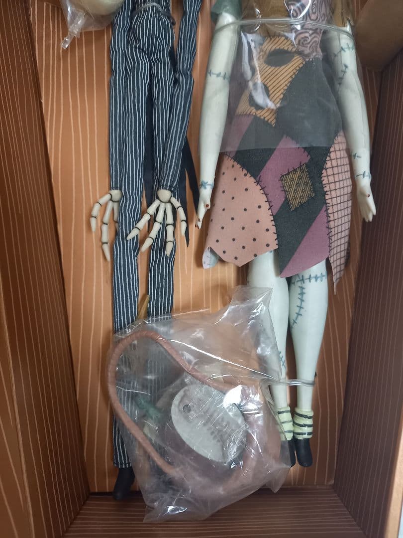 ジャック＆サリー フィギュアセット　限定6000体　ナイトメアビフォアクリスマス