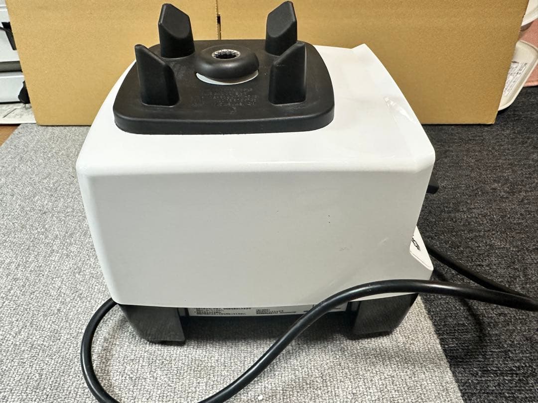 Vitamixバイタミックスブレンダー VM0111 ホワイト