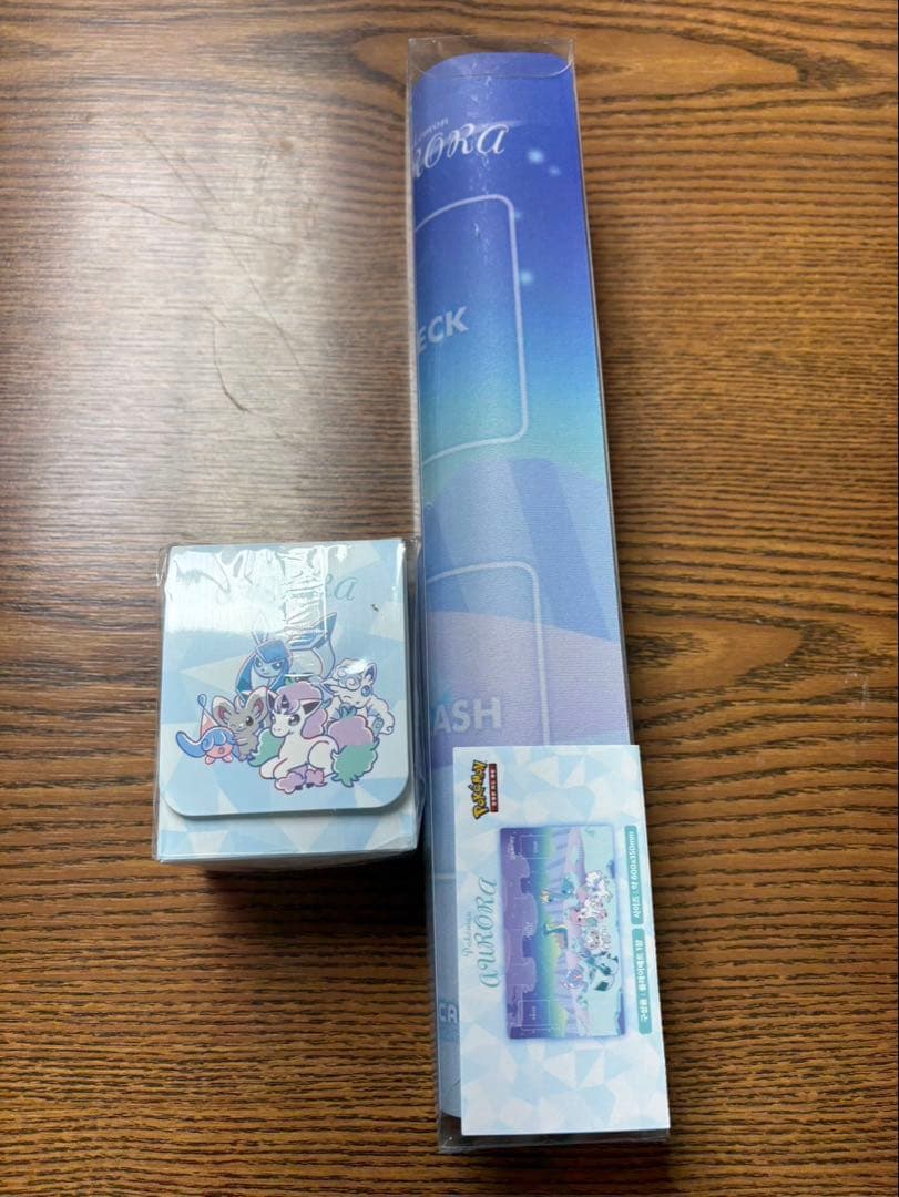 ポケモンカード　韓国限定　プレイマット　スリーブ　「aurora」