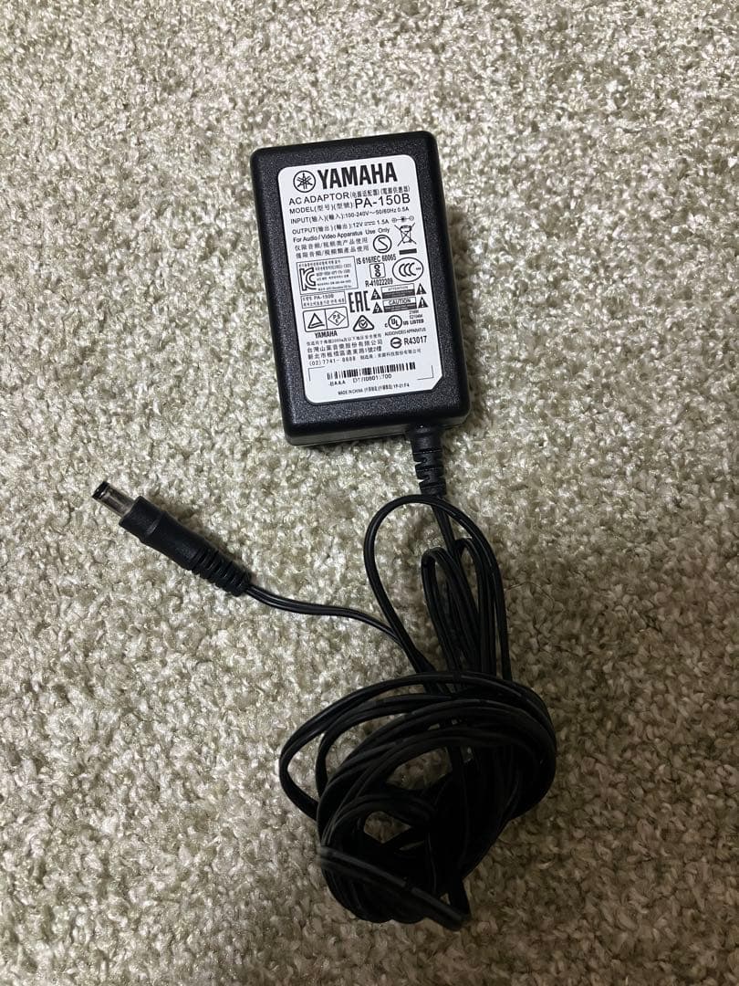 1/4まで！　美品‼️ヤマハ　P-115 本体、譜面台、電源コード、標準ペダルのみ