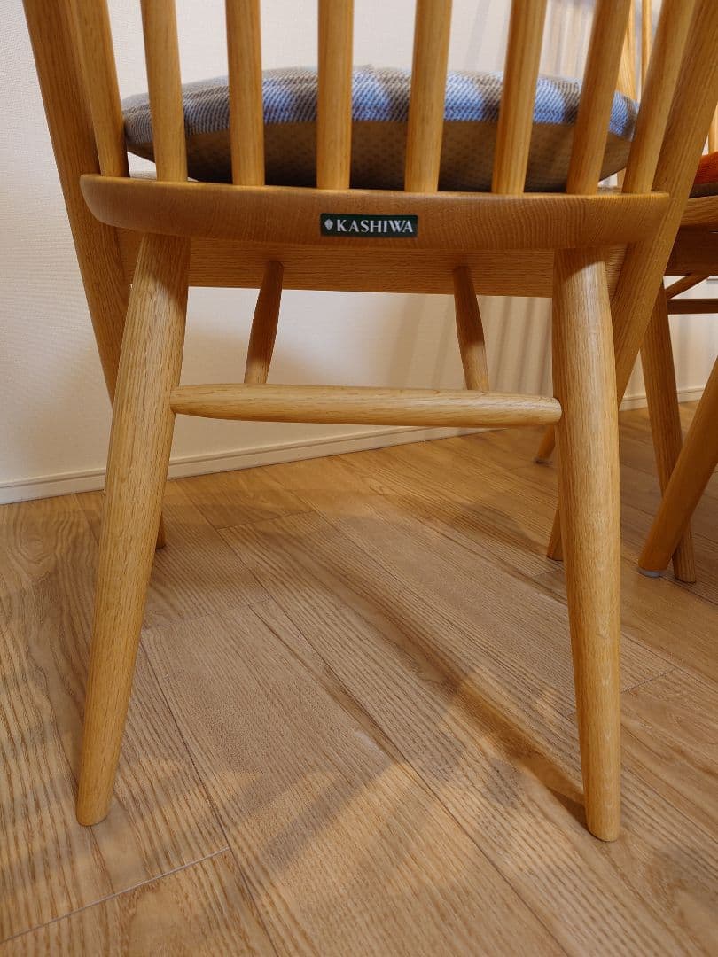 【柏木工】トライアングルテーブル・シビルチェア(クッション付き)ダイニングセット