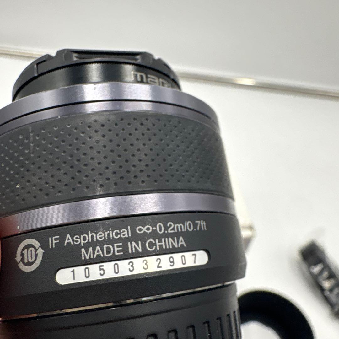 美品　Nikon 1 J5 ズームレンズキット シルバー