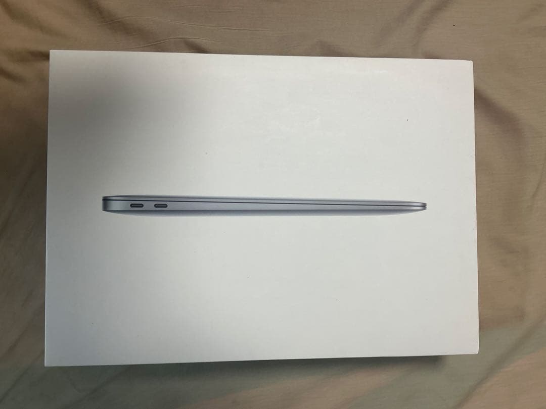 【箱あり】MacBook Air 2020 スペースグレイ　初期化済