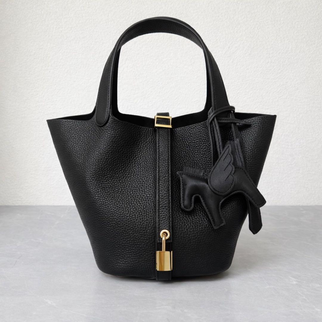 【ラスト1点】本革 高級 キューブバッグ バケツ型バッグ 黒