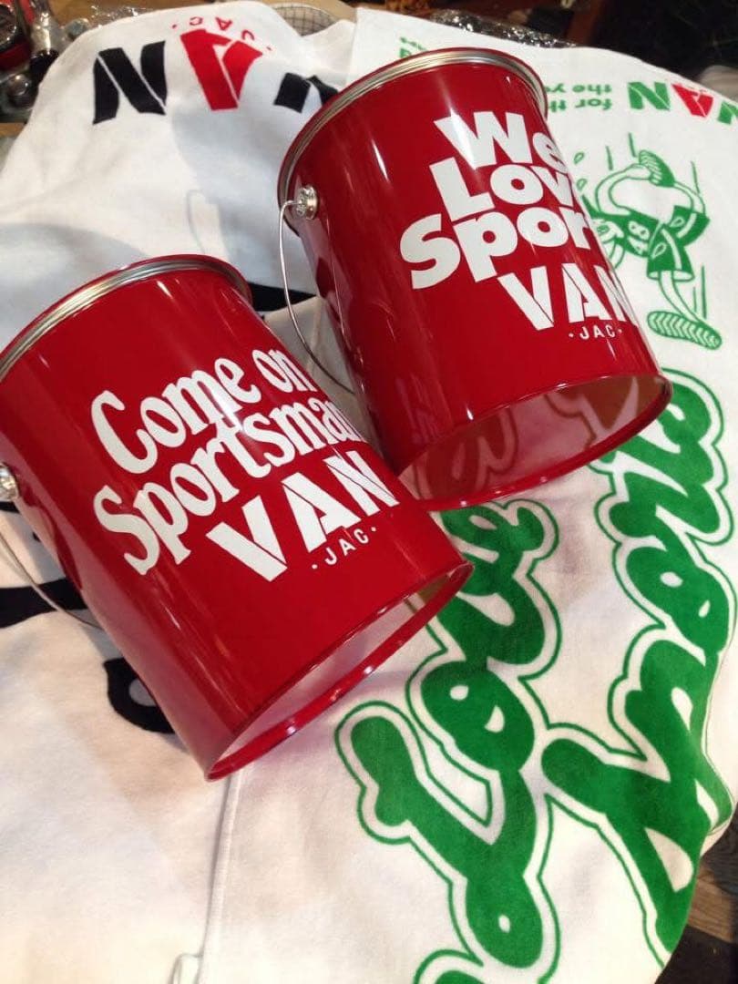 VANバケツ？スチール缶とスポーツタオルセット！希少