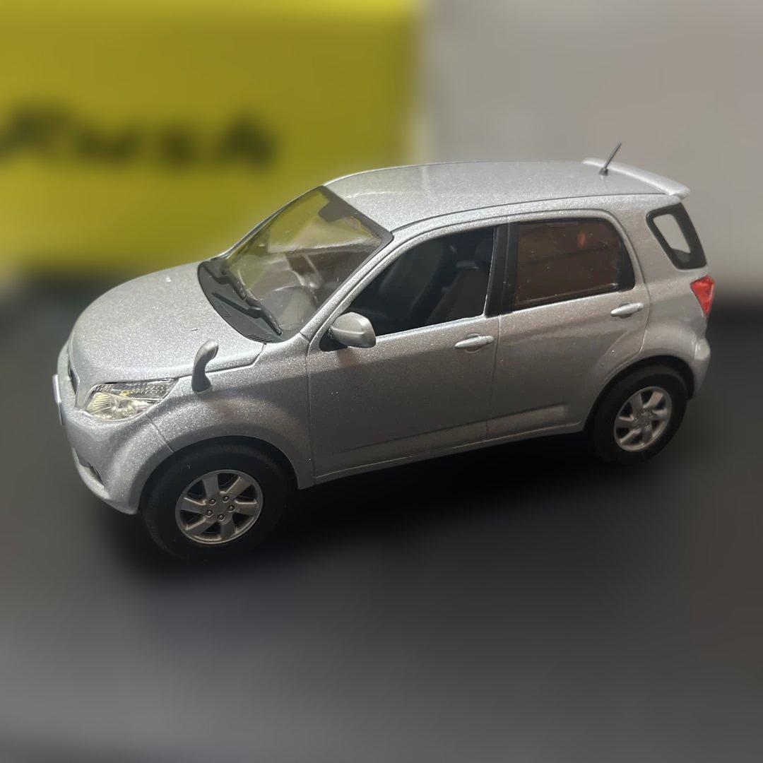 非売品　トヨタ　ラッシュ　カラーサンプル ブライトシルバーメタリック