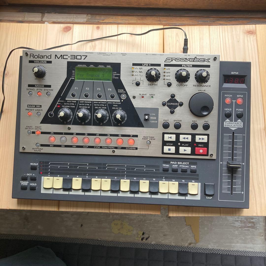 【入手困難・伝説】Roland groovebox MC-307 スタンドアロン