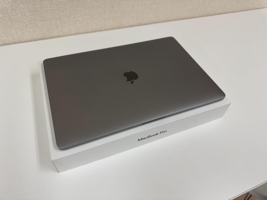 MacBook Pro 15インチ (2019) 本体②