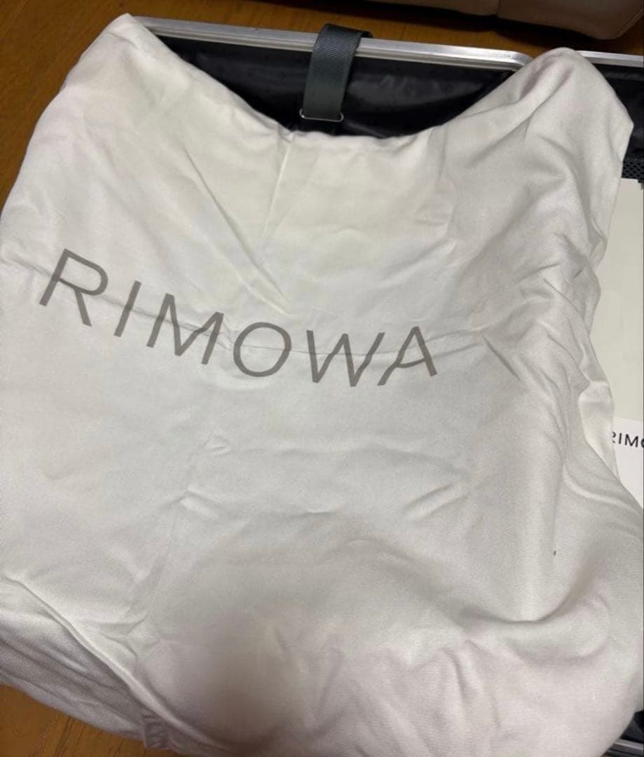 RIMOWA リモワクラシックキャビン